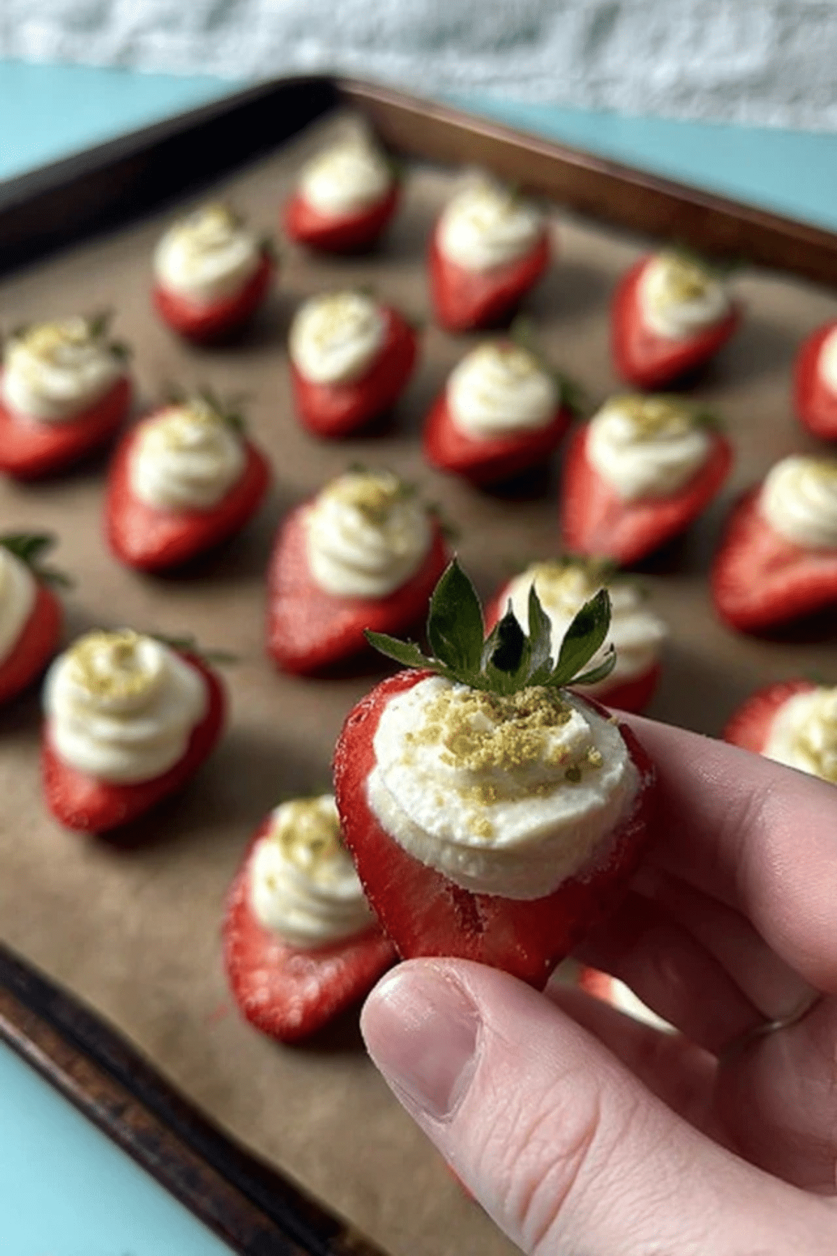 Cheesecake Deviled Strawberries