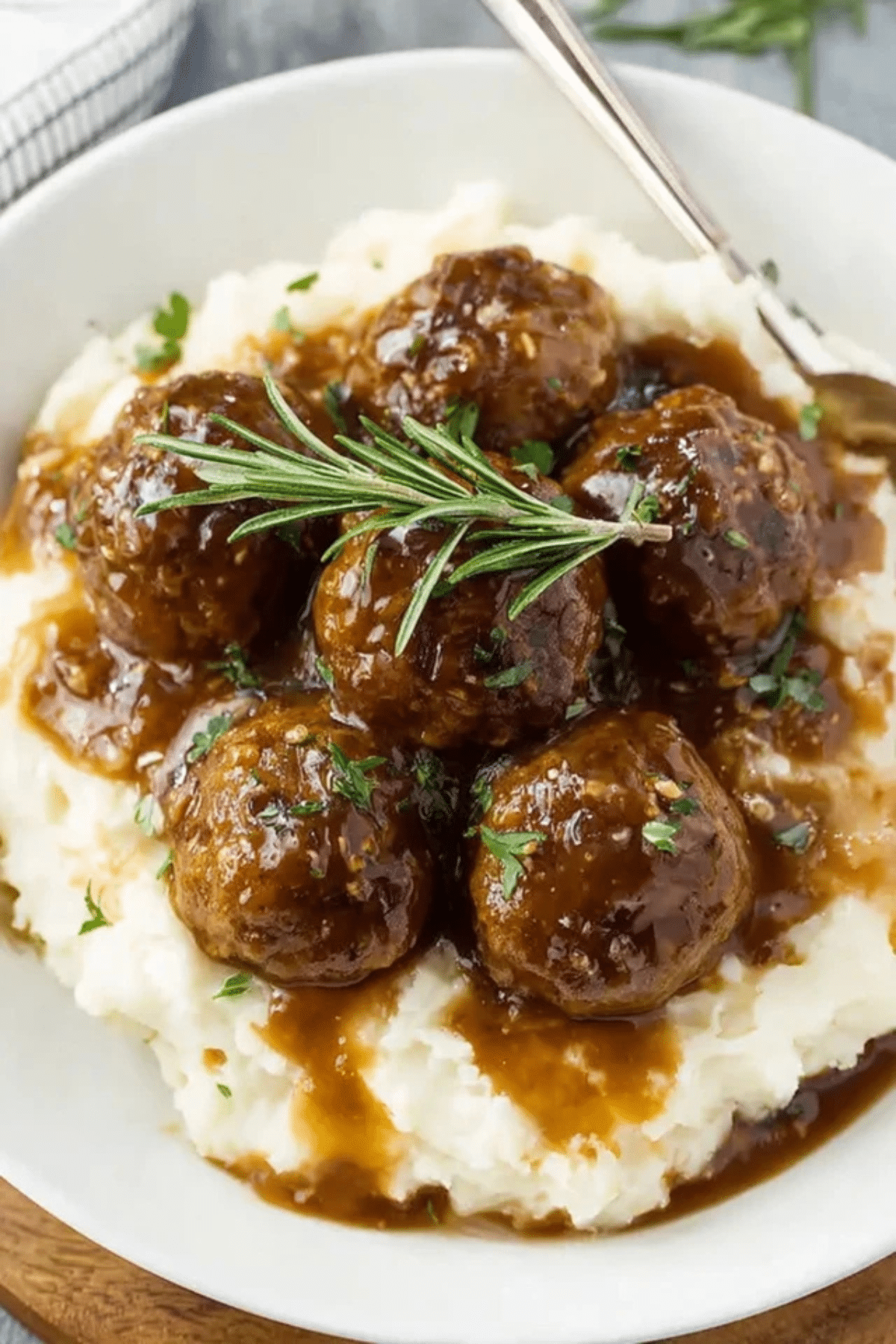Meatballs and Gravy
