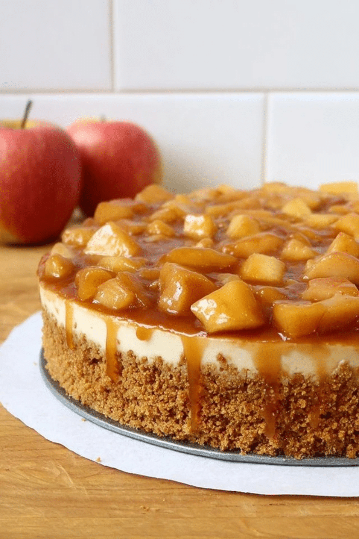 No-Bake Apple Pie Cheesecake