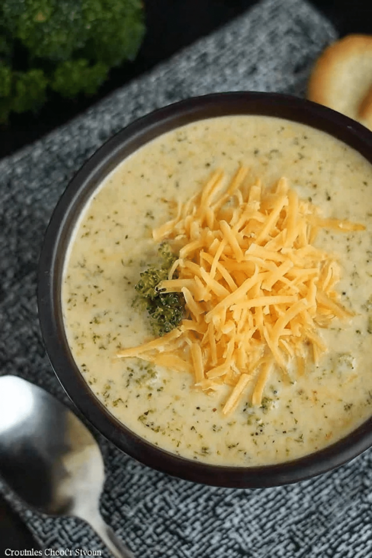 Crockpot Broccoli Cheese Soup