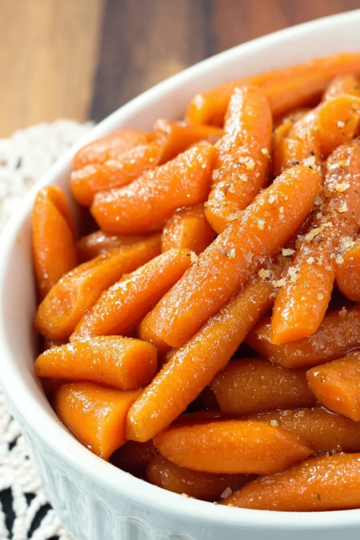 Slow Cooker Maple & Brown Sugar Glazed Carrots