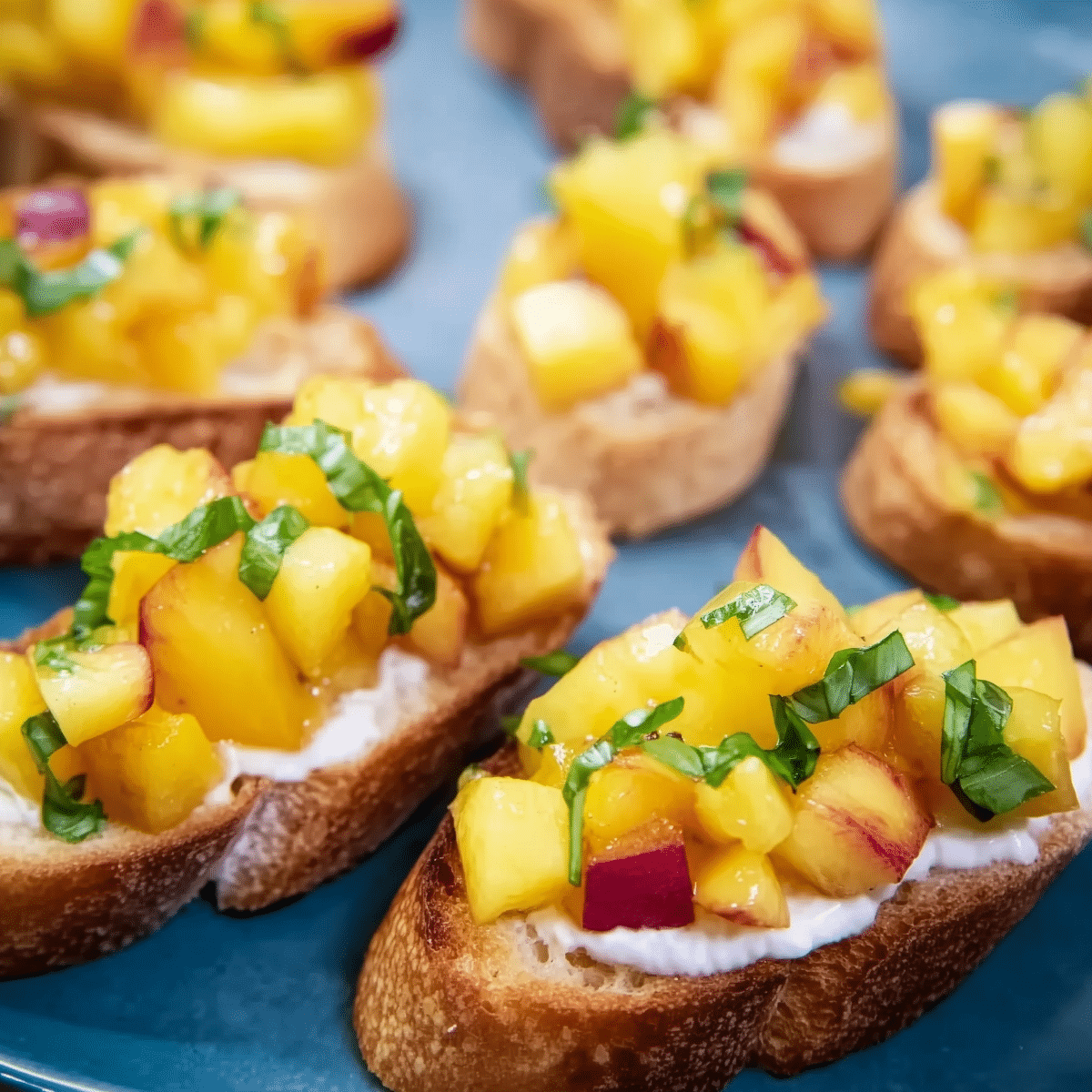 Peach Bruschetta – Easy Summer Appetizer - Mucha Munch